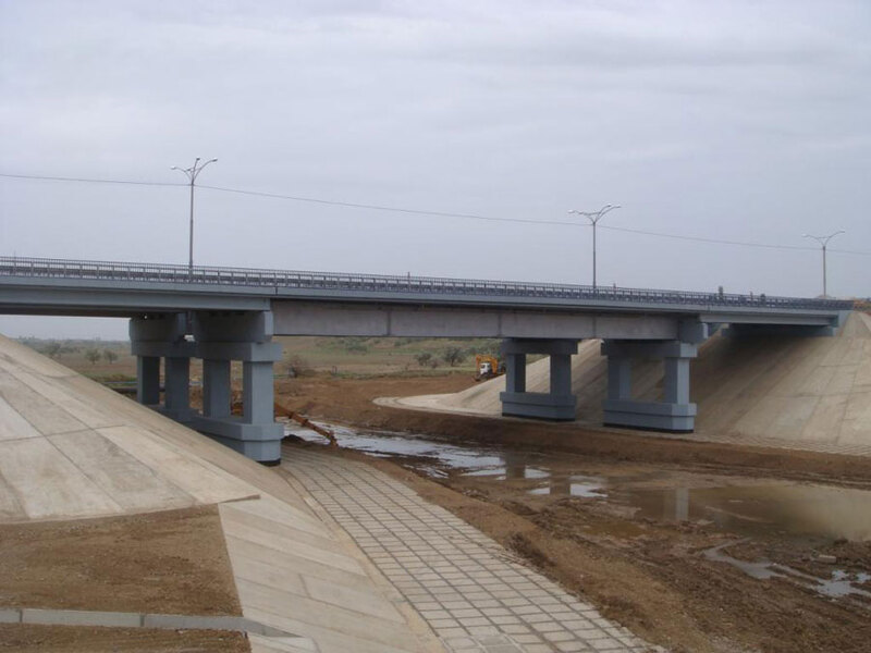 Строительство моста через реку Шура-Озень. Республика Дагестан